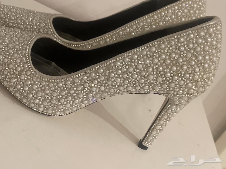 مقاس 39 جديد لم يلبس ولأمره بسبب المقاس64238540891265110