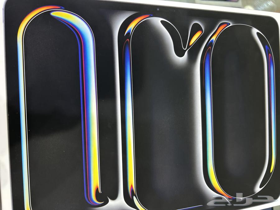 ايباد 13 إنش m464251879607810110