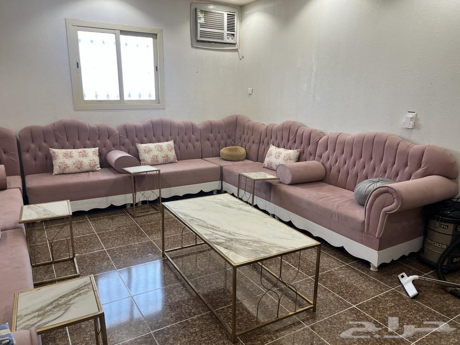 كنب نظيف للبيع ب500ريال64242812207619112