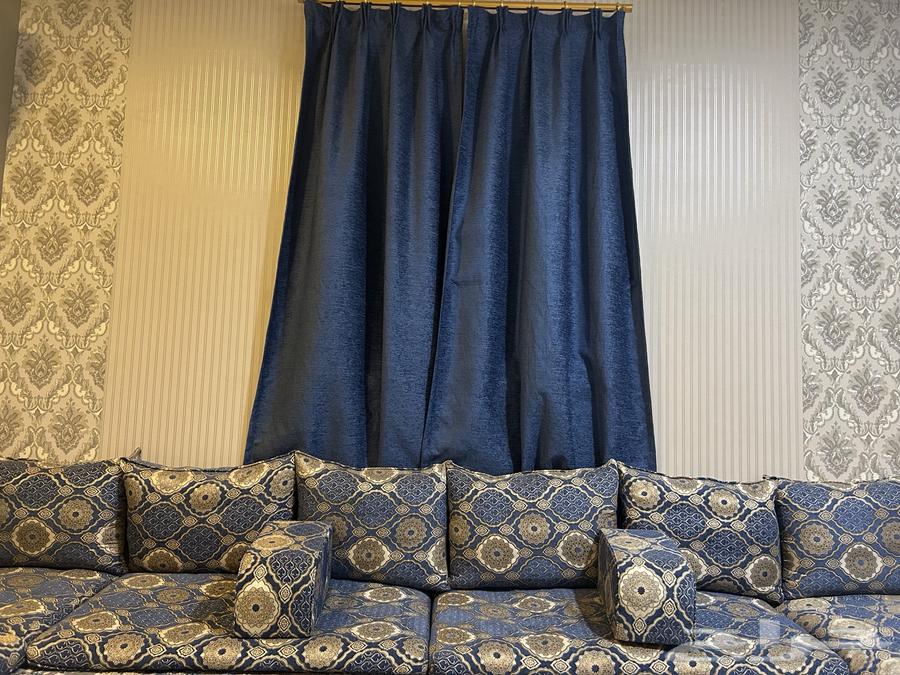 Arabic seating set with ottoman in excellent condition64238854938370112