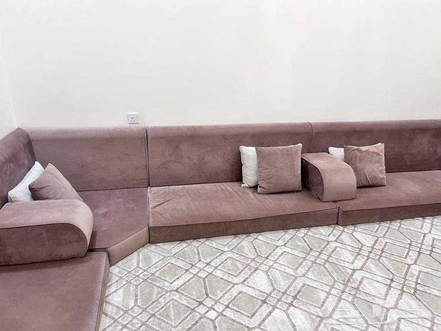 للبيع كنب ارضي64249080854915112