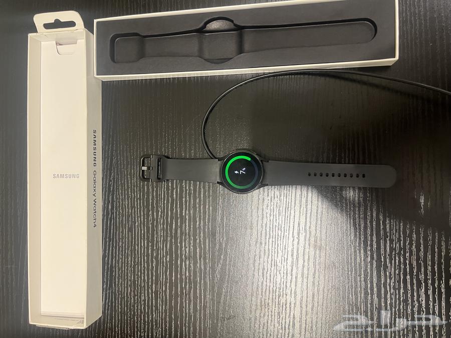 ساعة سامسونج جديد جدا64247161720835112