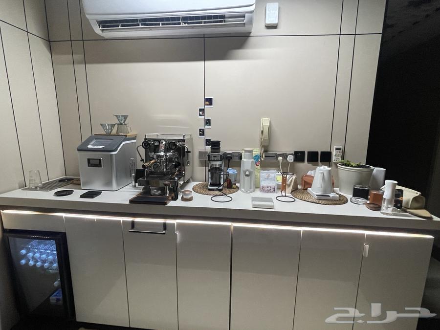 للبيع بار قهوة فاخر64234807161345113