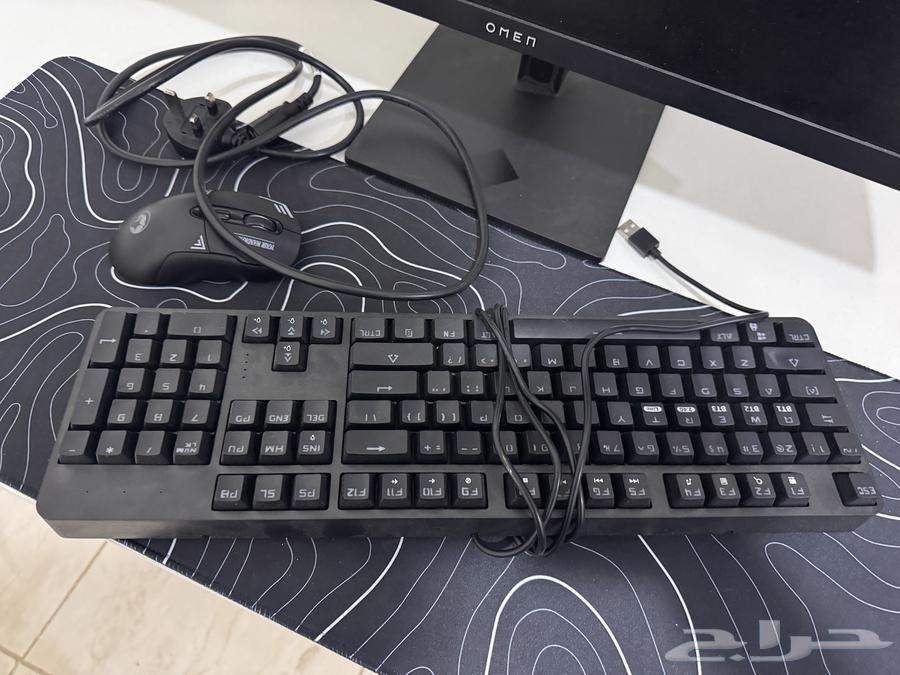 شاشة omen مع كيبورد وماوس شاشة مكفولة سنتين وطاولة غيمنغ64245288865154112