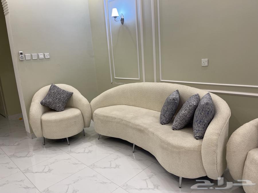 Separate sofa64243342852227110