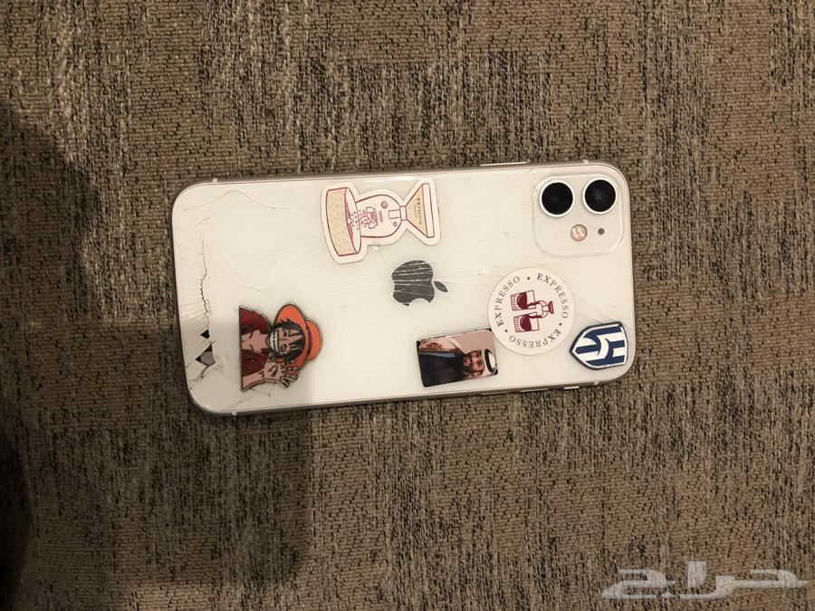 جوال ايفون 11 للبيع64248093484673110