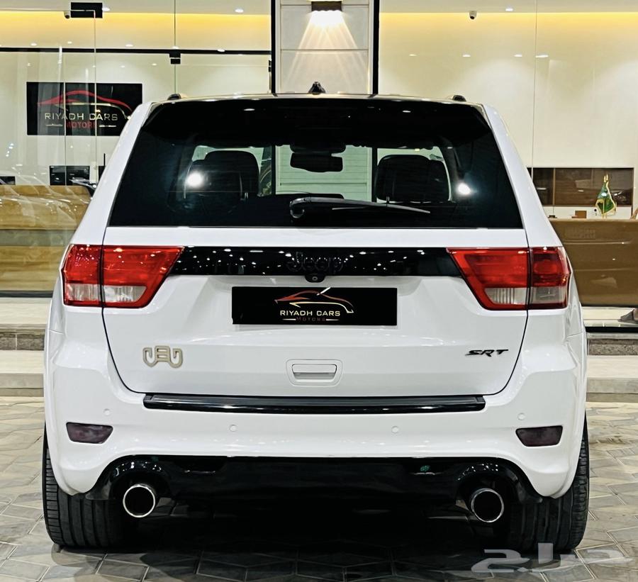 جراند شيروكي 2013 SRT ( بحالة ممتازة )64412615511811113