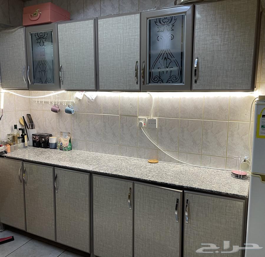 مطبخ و غرفة نوم من ايكيا رفوف ووحدة ادراج من ايكيا64253913487618113