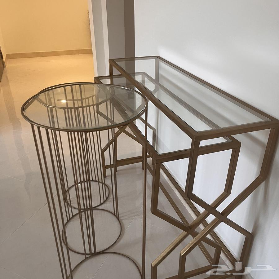 طاولات طاولة كبيرة مع أربعة خدمة وطول من الفرد طولي64253439013633114