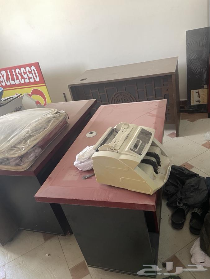 مكاتب وكراسي للبيع64239534740737111