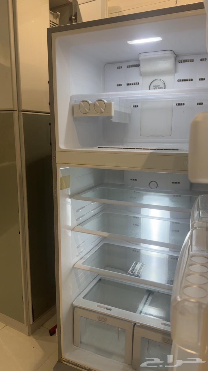مستعجل ثلاجه سامسونج للبيع نظيفه64241769176577111
