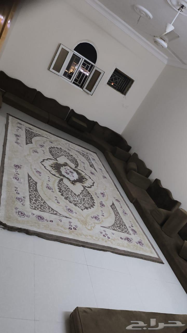 للبيع اثنين مجلس رجال وكنب للنساء64232339082371113