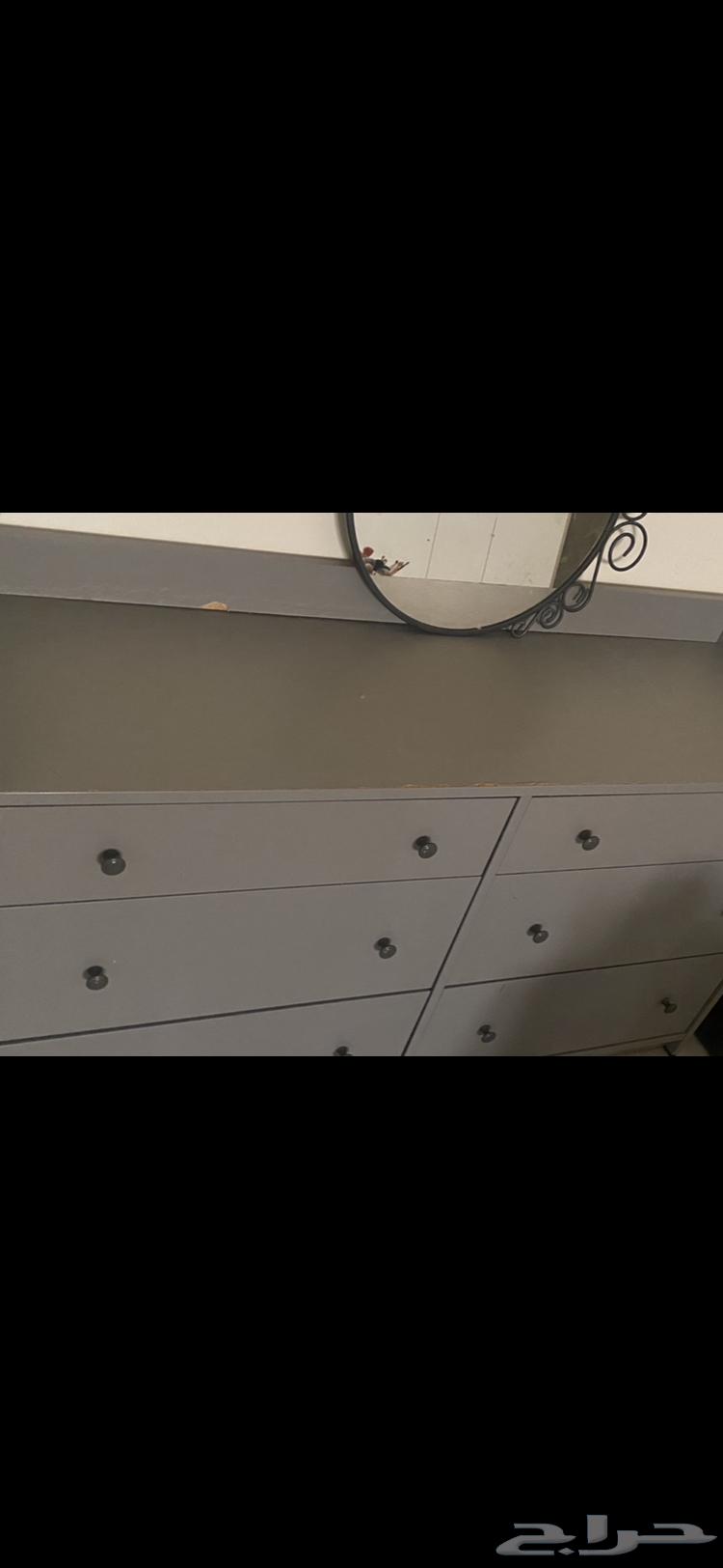 Room for sale for 1500, please support me, I swear the price is fair64232183720450113