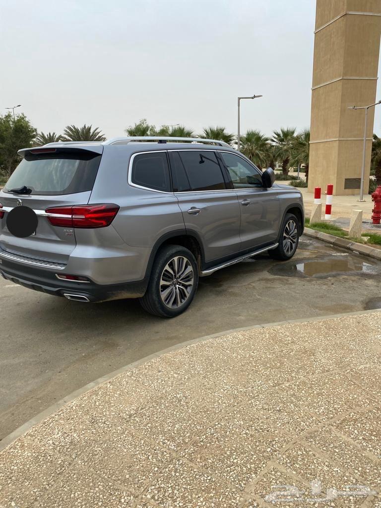 التواصل عبر الواتساب فقط64250415881858114