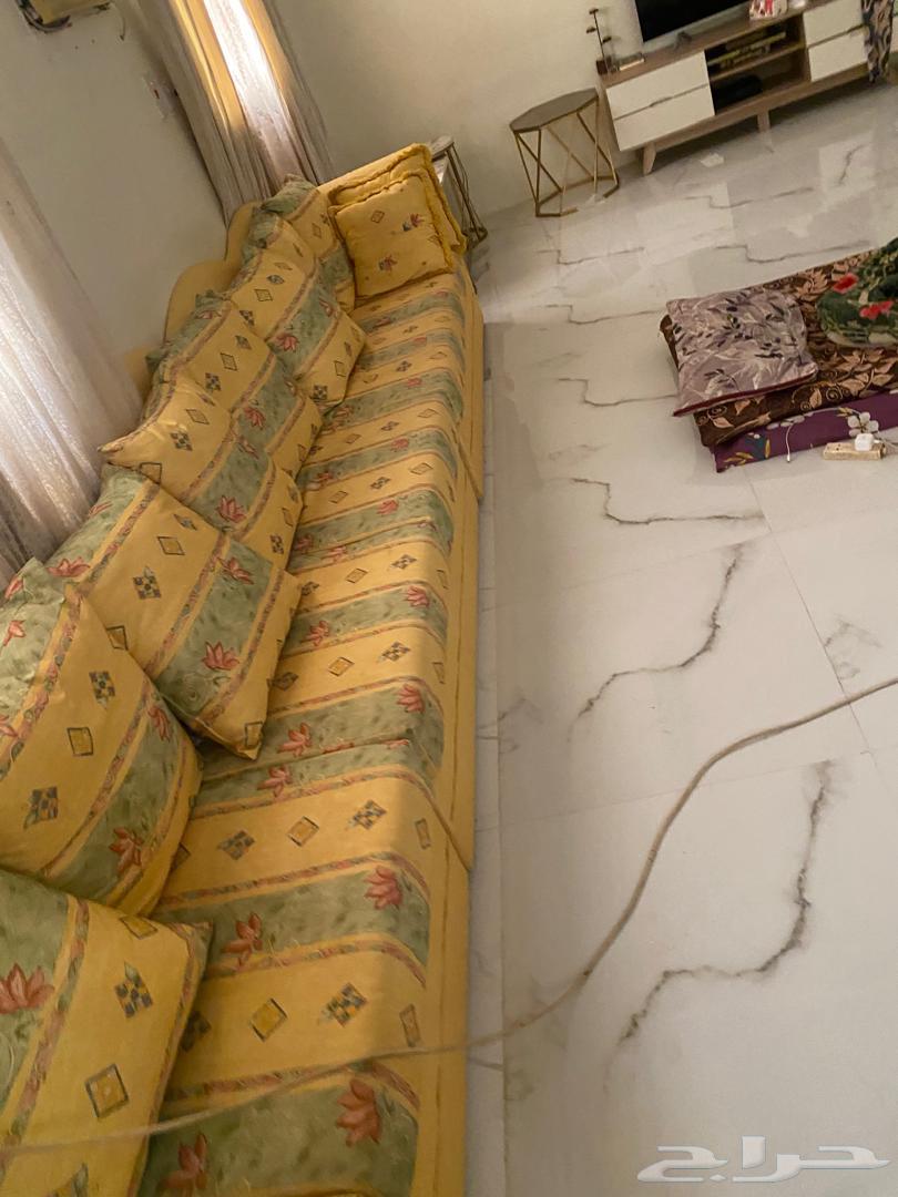 كنب نظيف للبيع64239225125123110