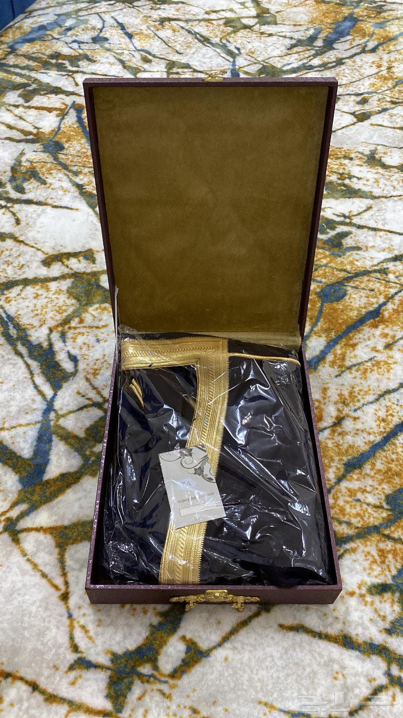 باشت الون عنابي البيع64243518728450110