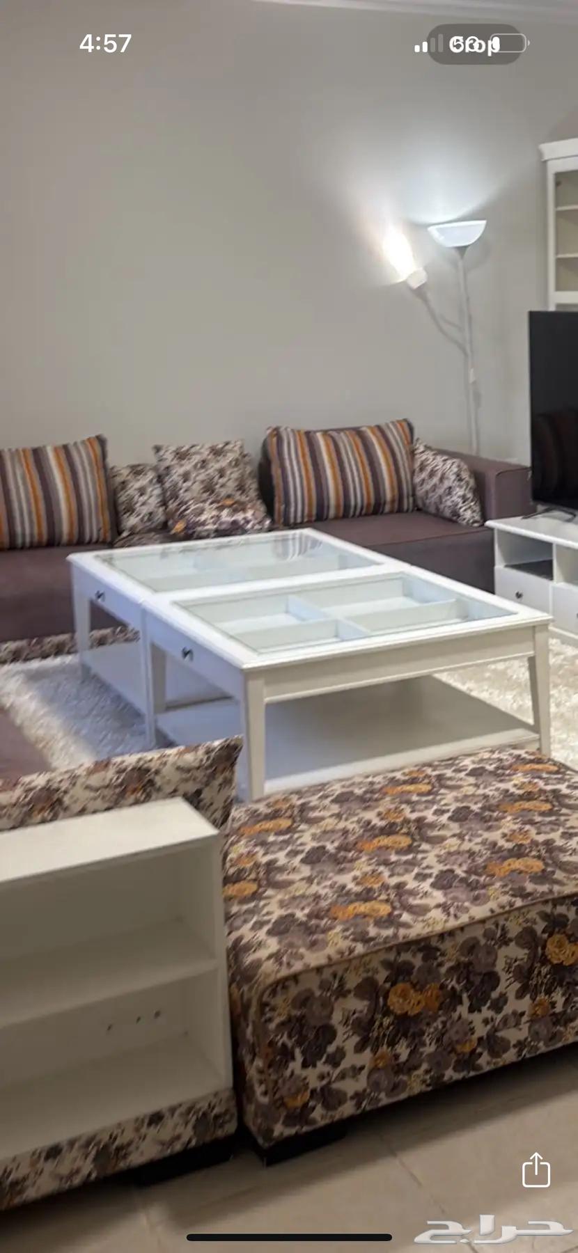 طاولات للبيع وكنب64246989151362112