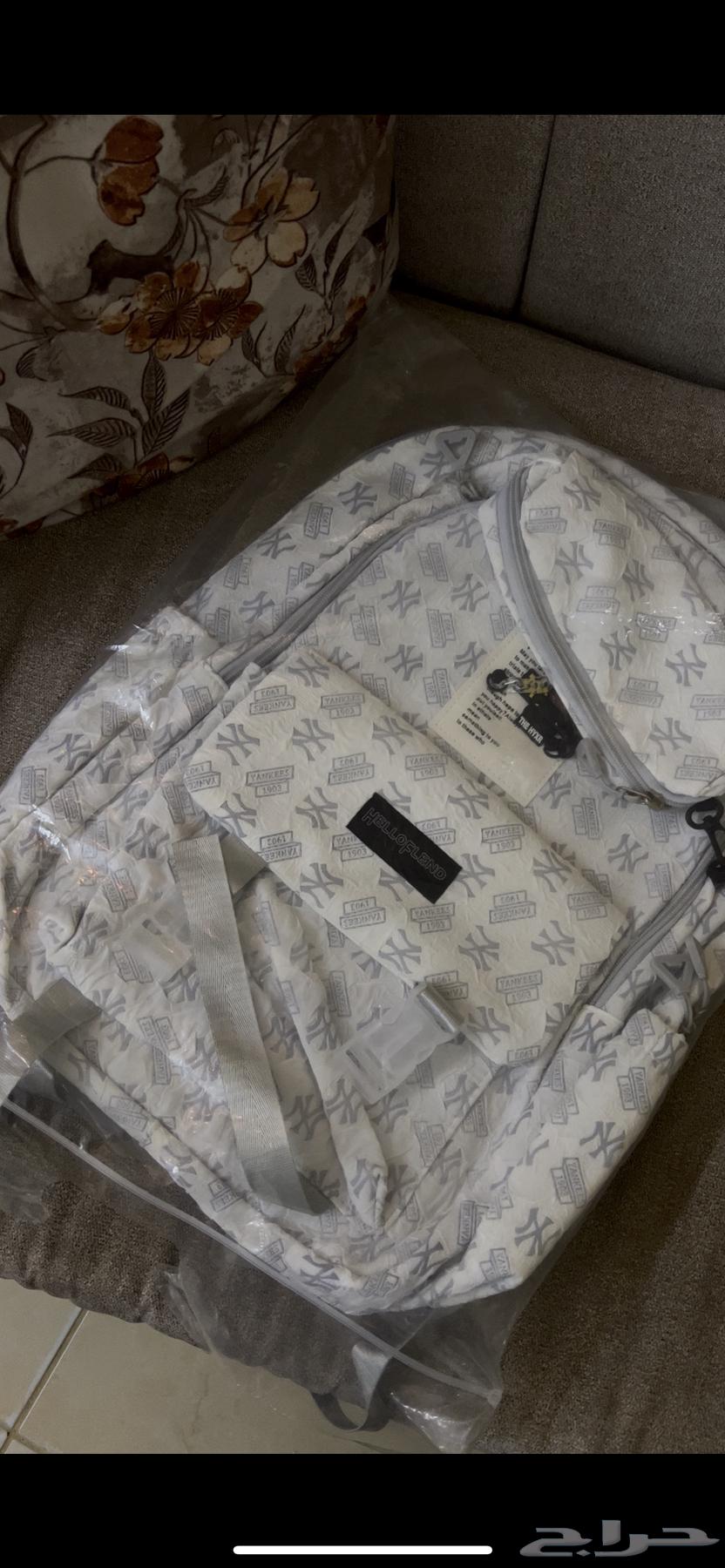 شنطه مدرسيه جديده للبيع64237079160961112