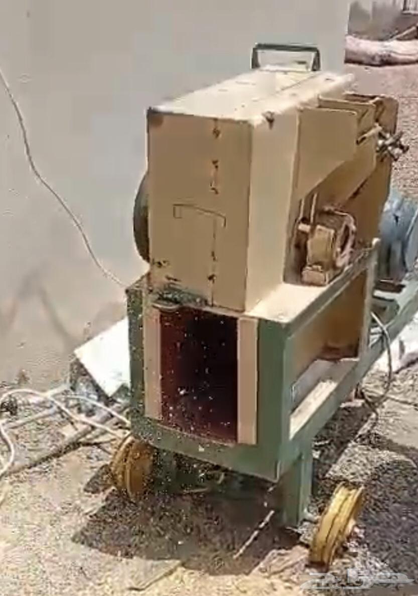 ماكينة نشارة للبيع ممتازة للخيول والدواجن والأخشاب64232502844675110
