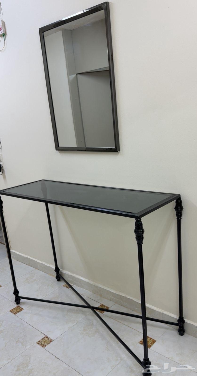 Sofas, tables, trolley, and semi-new entrance64233947259651111