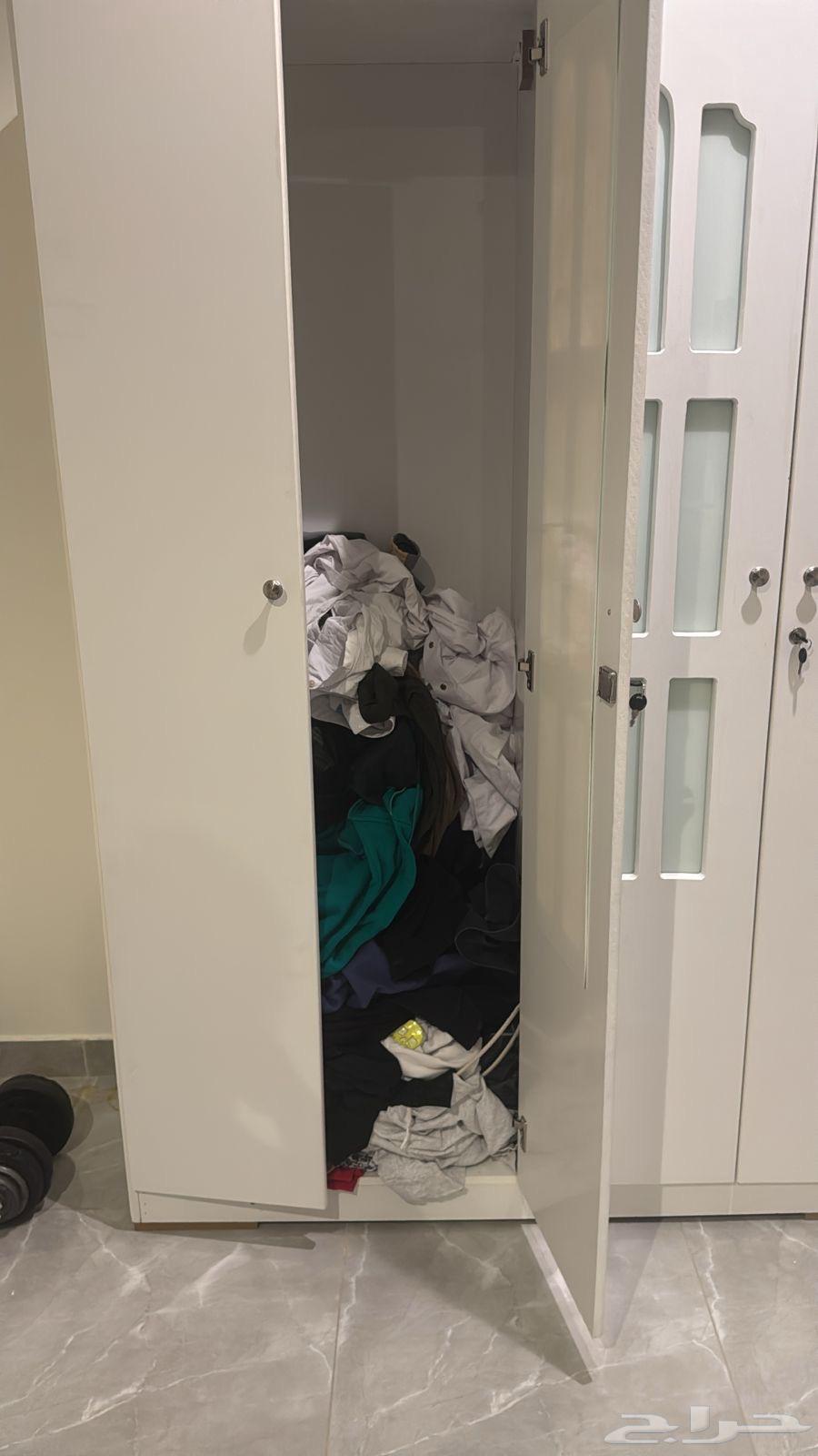 للبيع دولاب64251711771779110