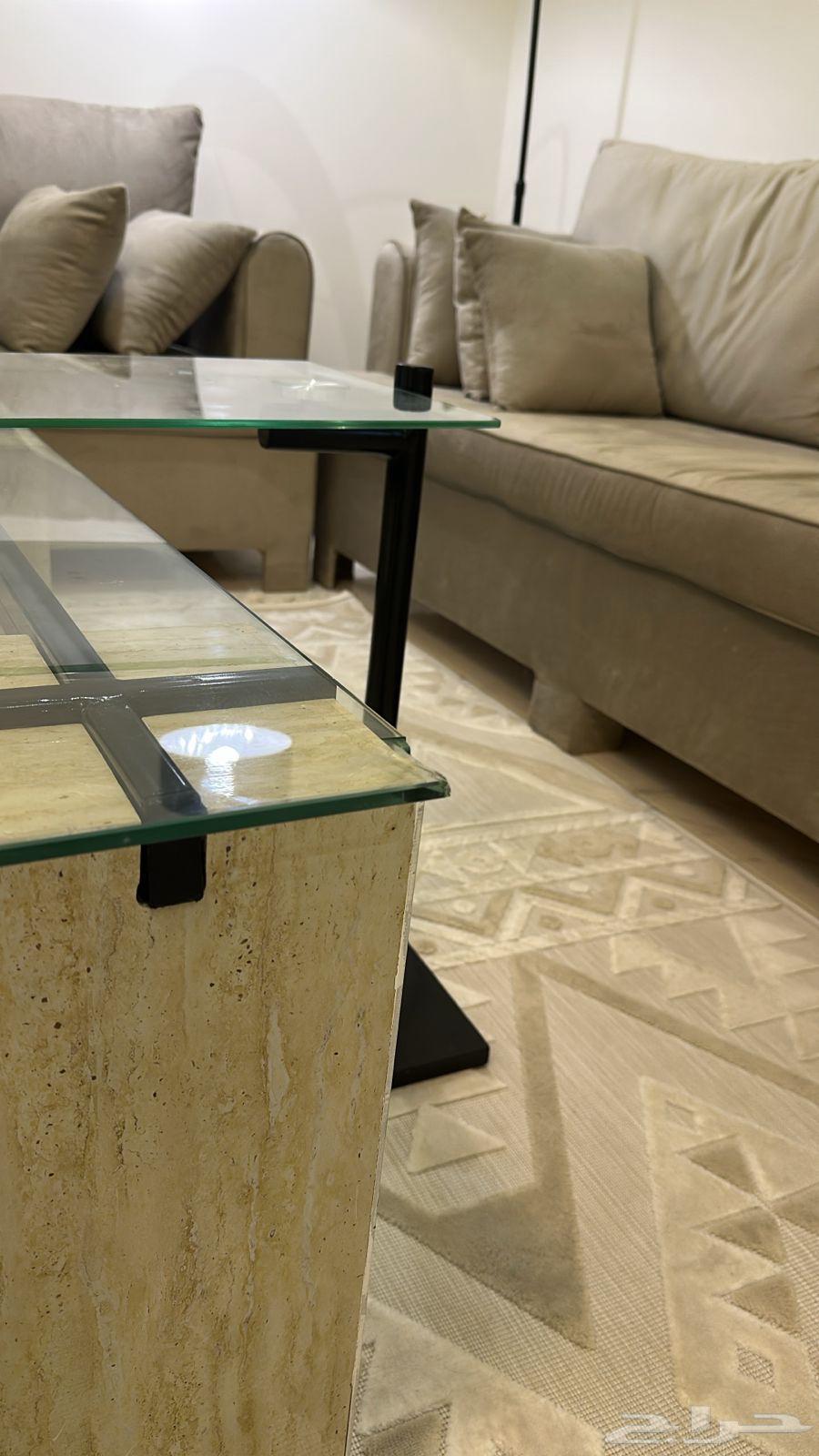 كنب صاله نظيف جديد مع الطاوله64233776932225112