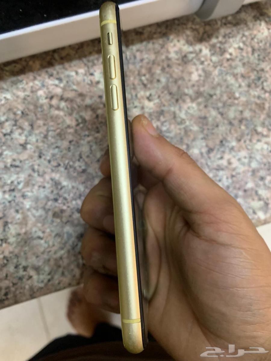 iPhone XR 12864247921439361113