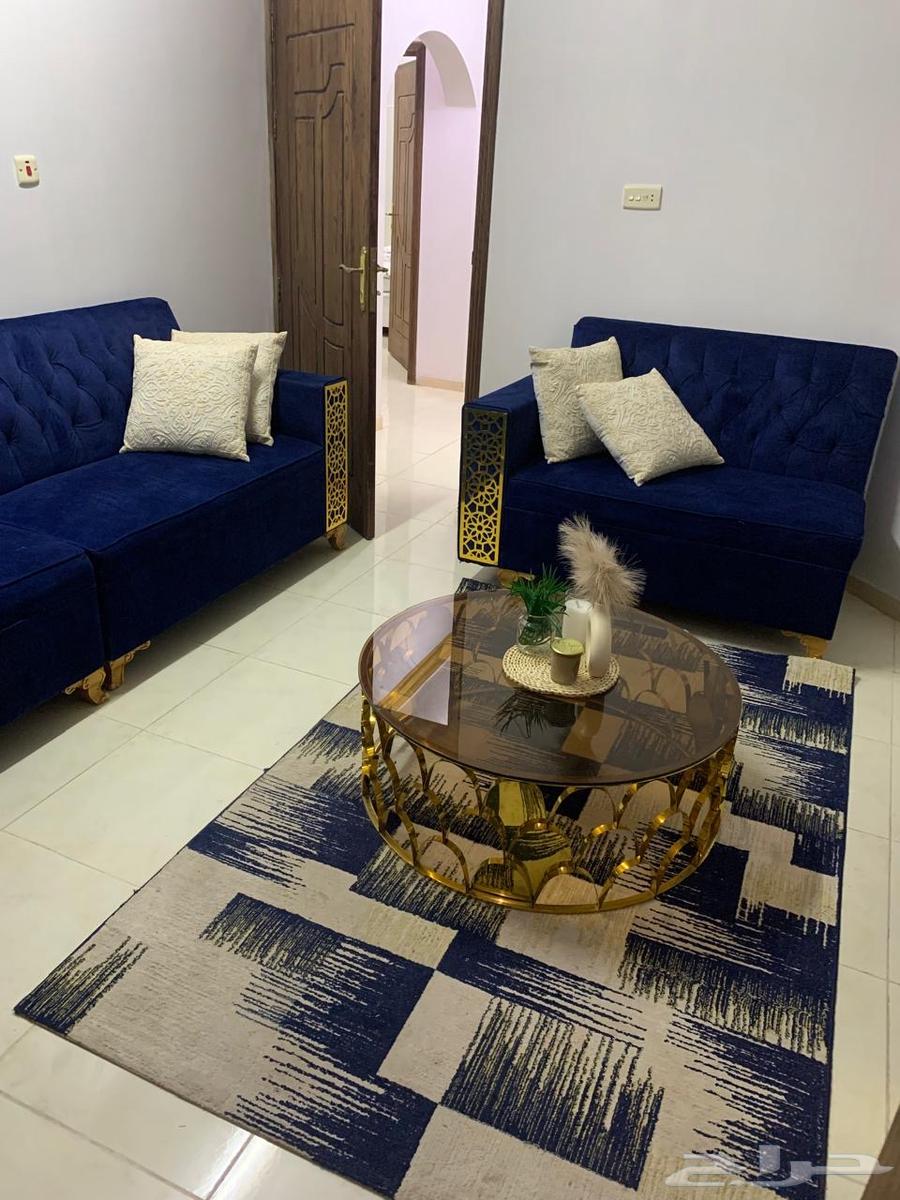 كنب وطاوله وفرشه نضيف للبيع64232195814401112