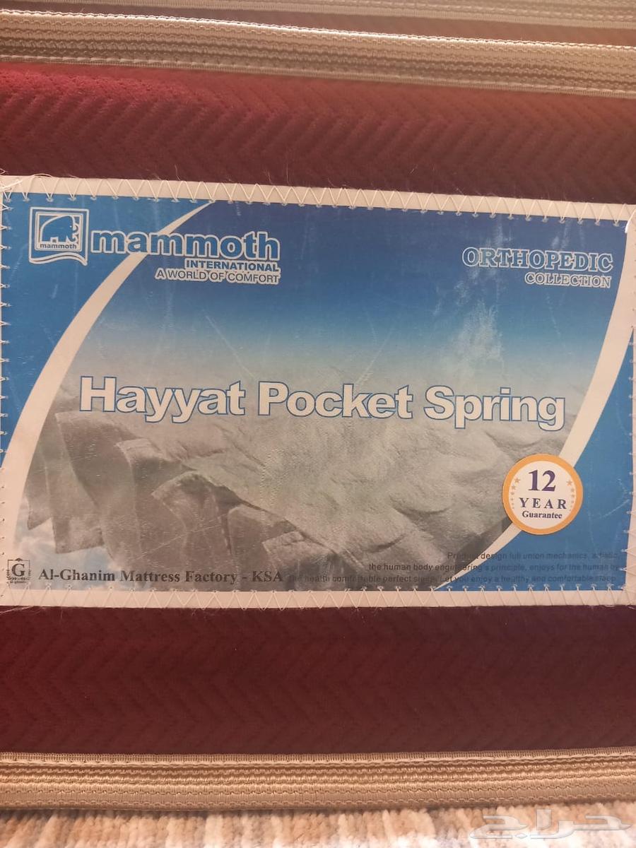 مرتبة سرير كبيرة للبيع64240548442115111