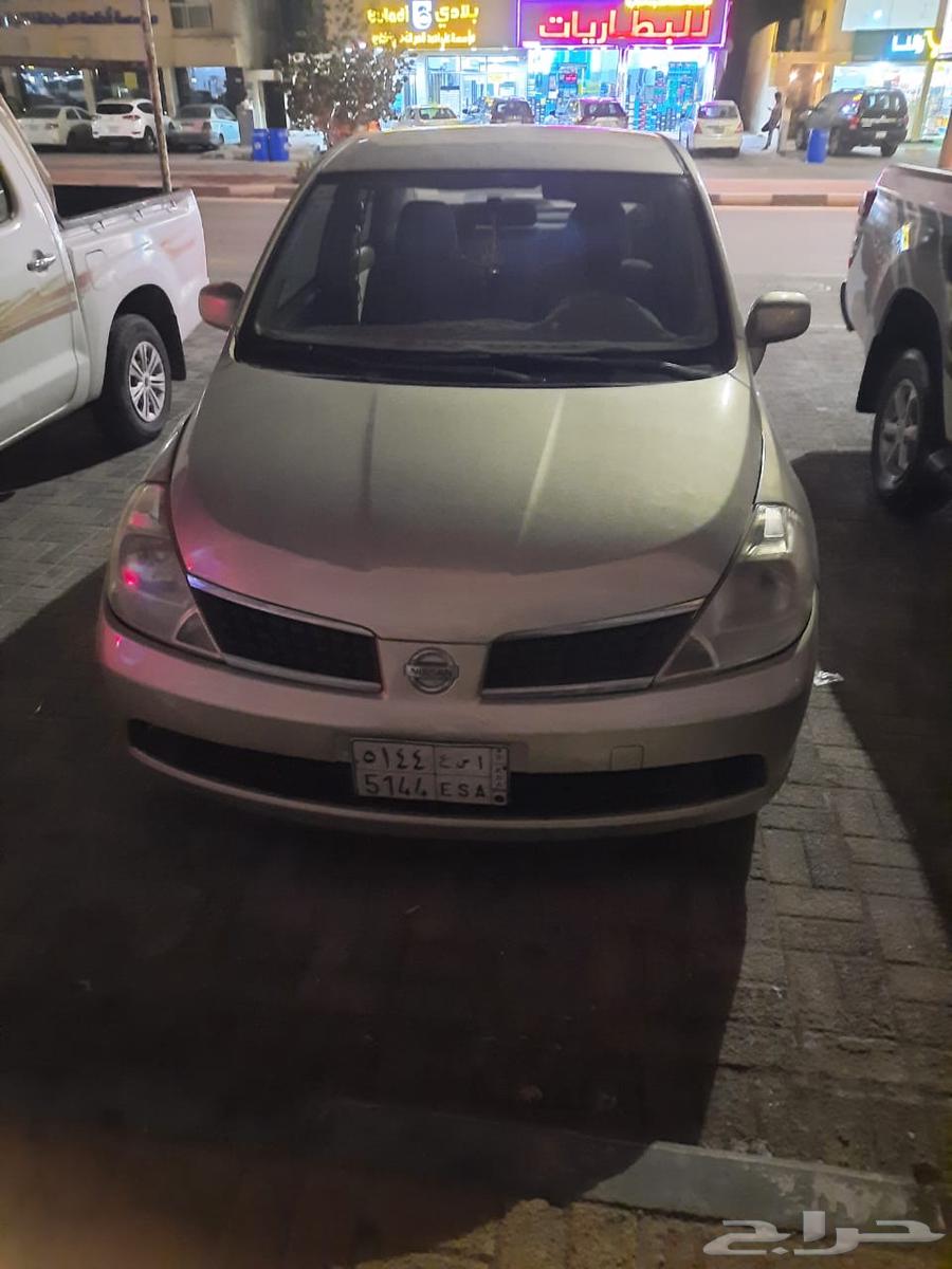 nisan tida model 200864414699904770112