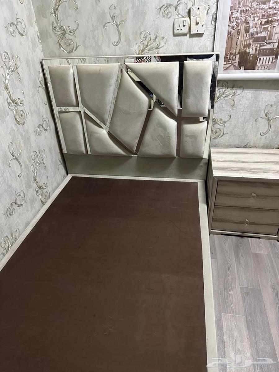 سرير نفر ونص واحد مع كومدينه64238371254659112