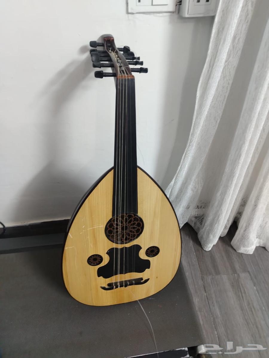 Selling knaps, a bike, and an oud drum64248273287938114