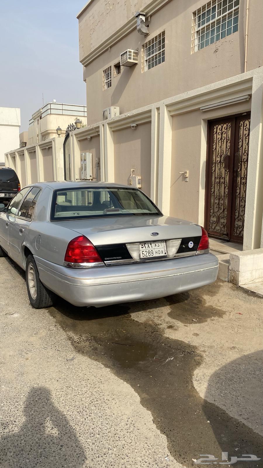 فورد فكتوريا 200264422530588290110