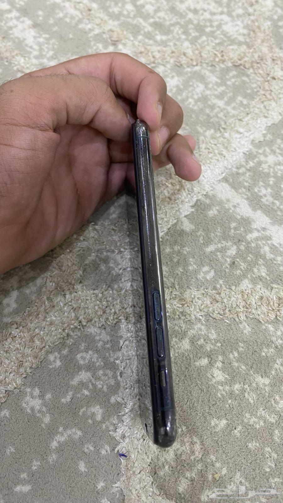 iPhone 11 regular mobile phone64257224723971112