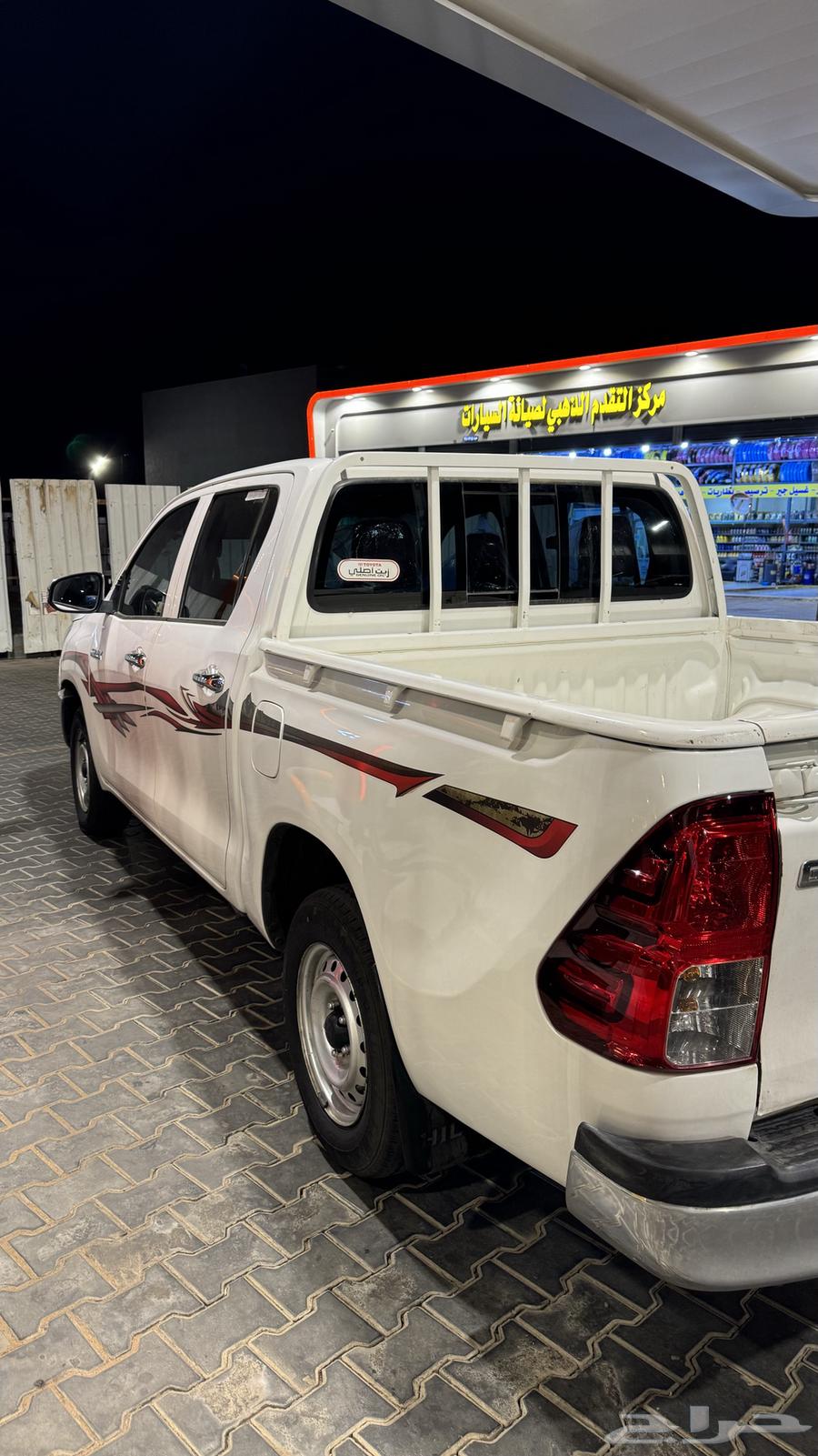 هايلوكس 201764428363040897112