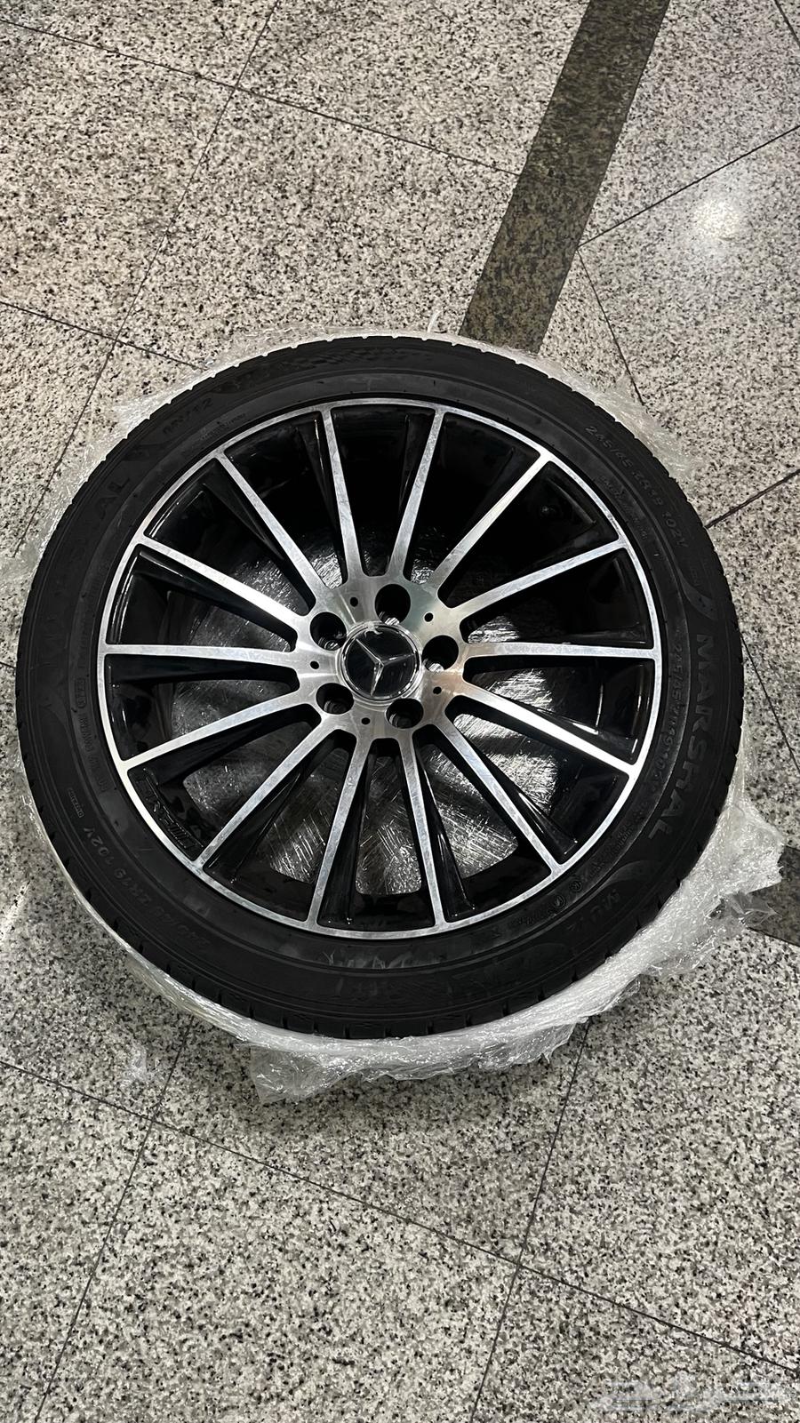 جنوط مرسيدس مقاس 1964421987582082110