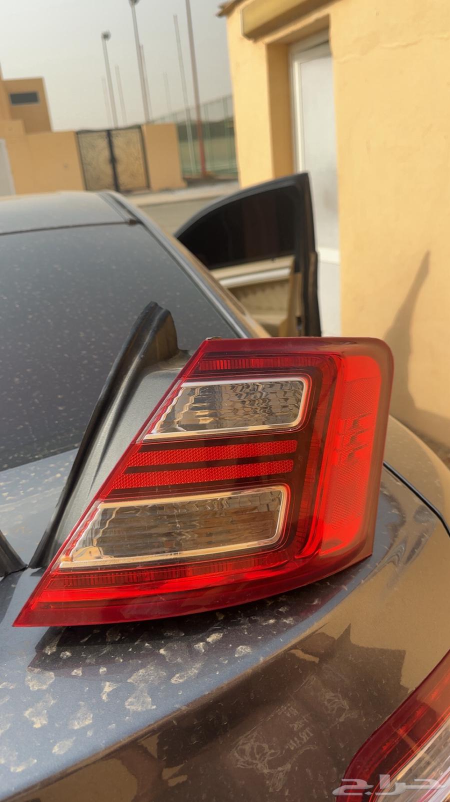 اسطب خلفي فورد تورس 2013-201964421716173954112