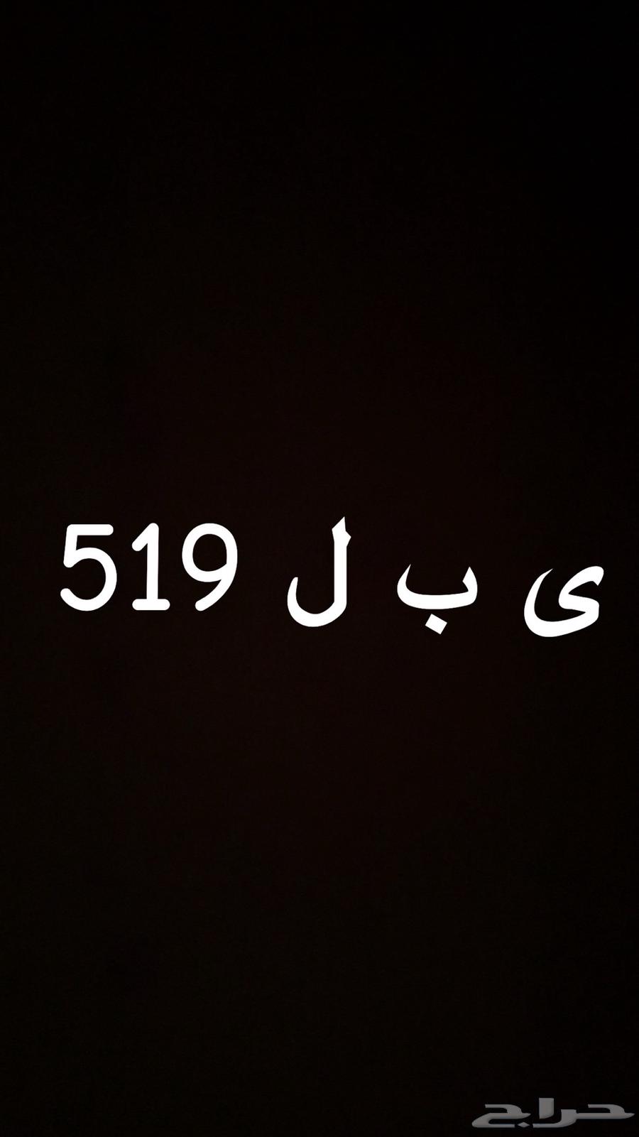 Distinctive triptych64425435200643110