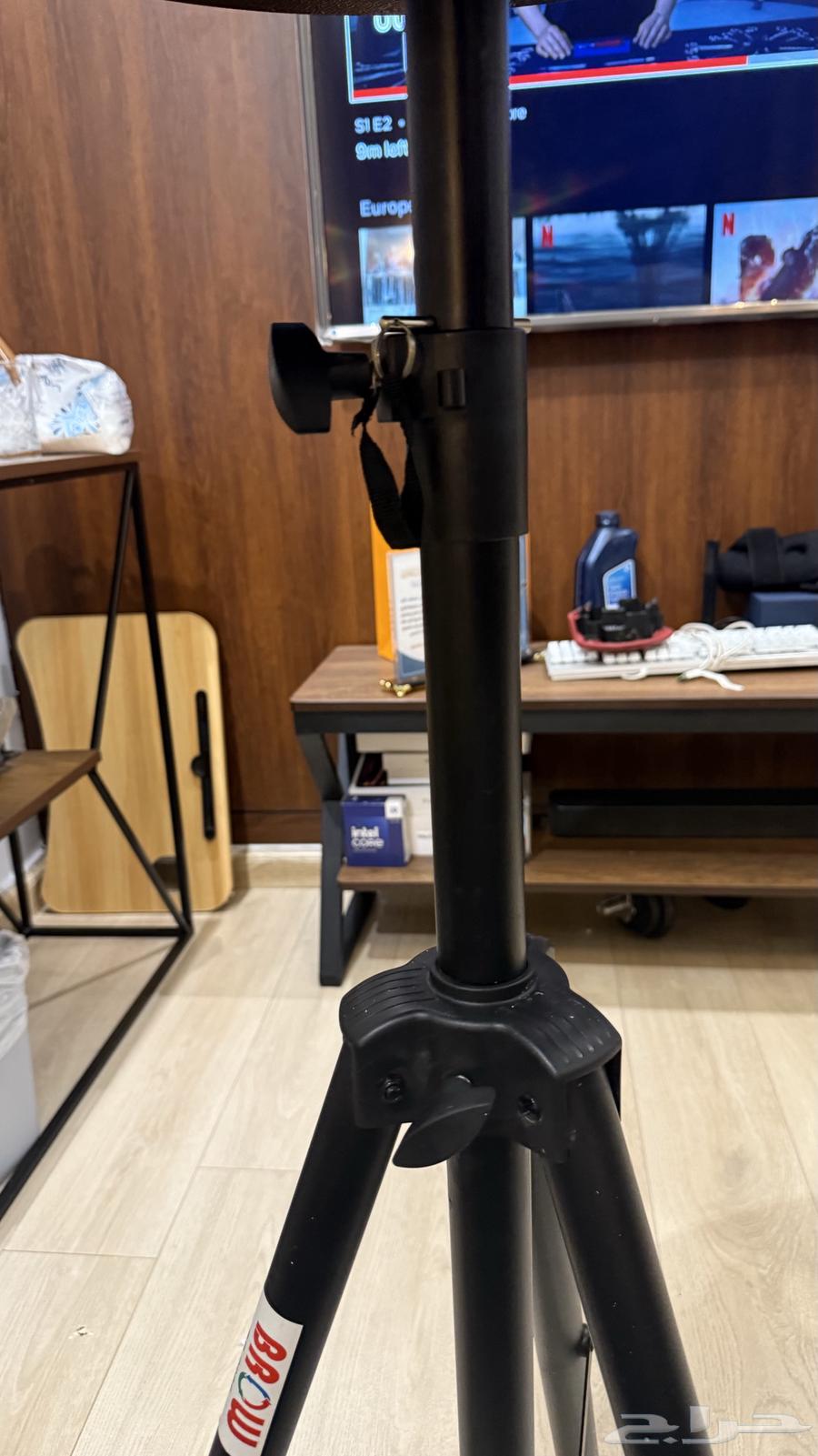 ستاند ببغاء و طيور كبيره و صغيره مع اكاله و شرابه جديد64256593228033113