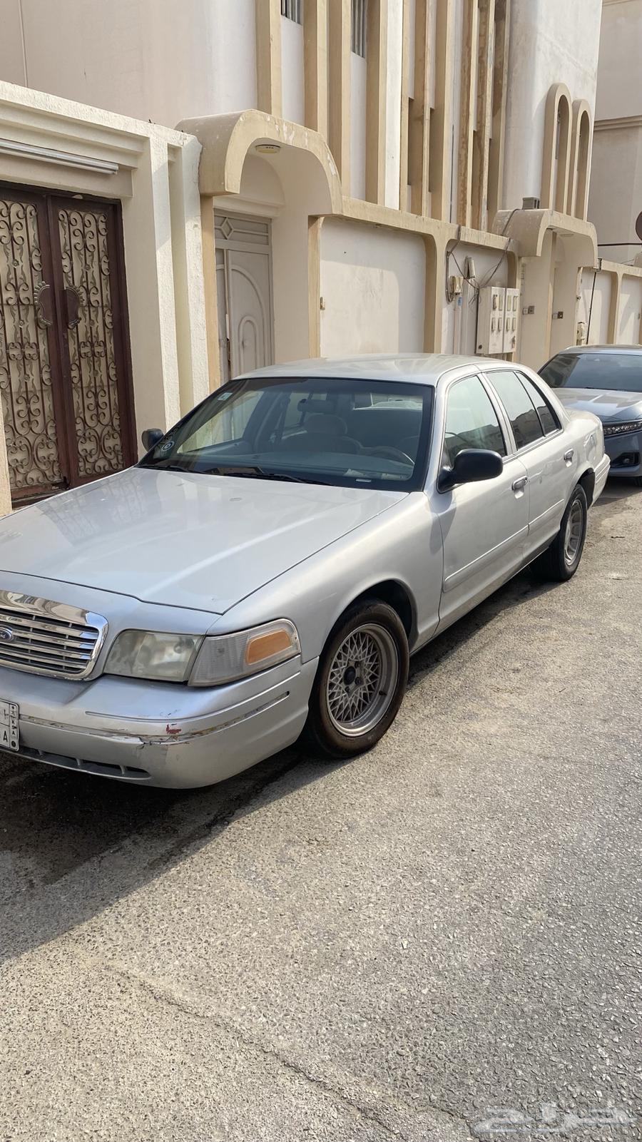 فورد فكتوريا 200264422530588290114