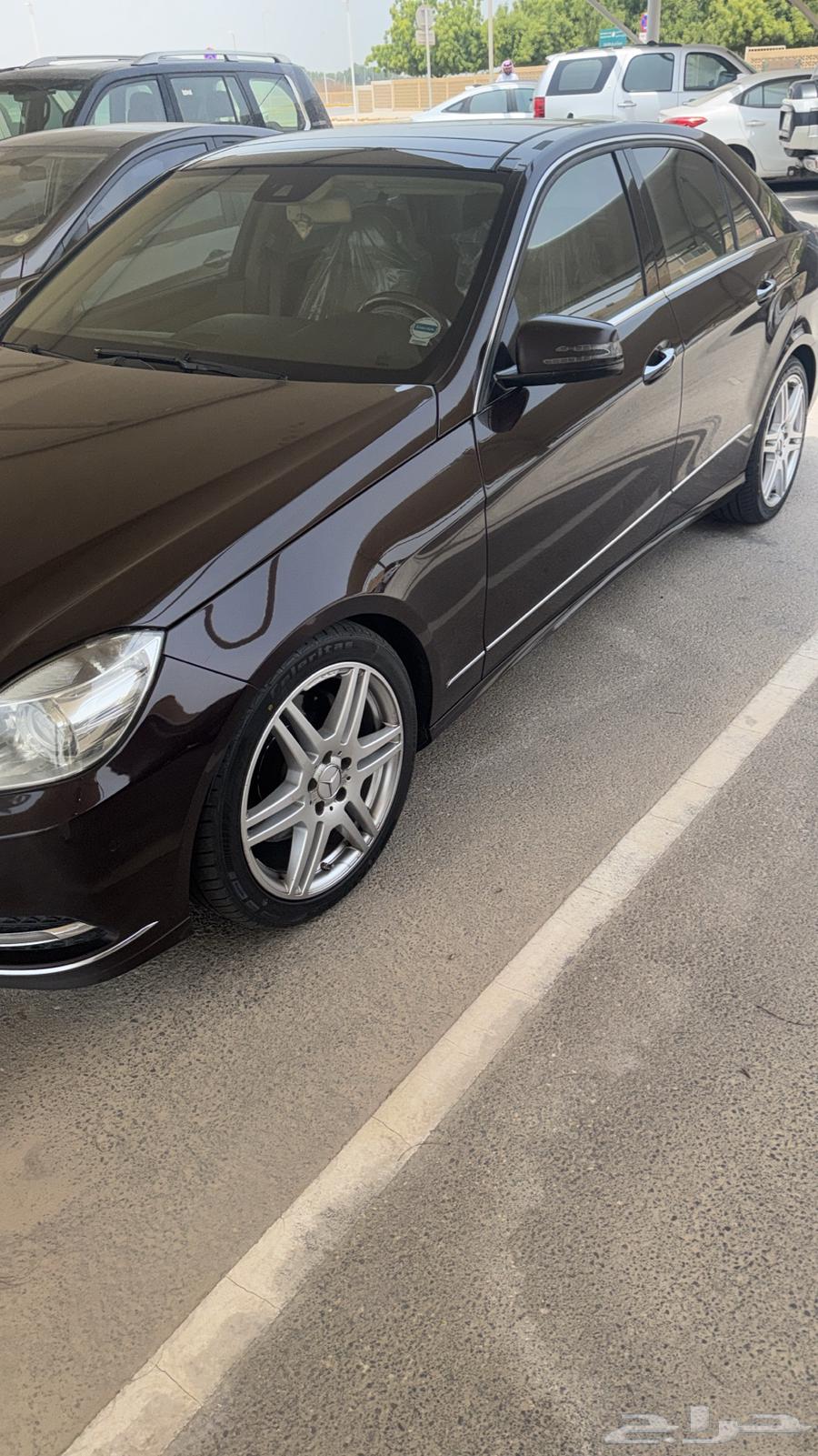 Mercedes E300 fully loaded64421635306497112