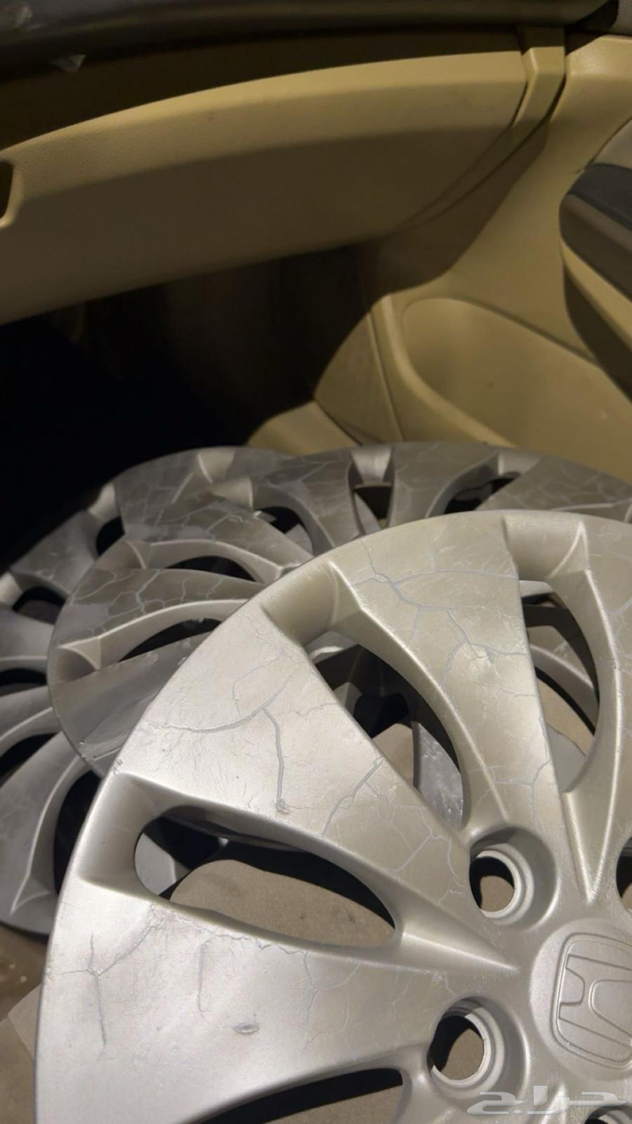 For sale, original Hyundai Accord rims, three pieces, of course, and they need painting64422178033795111