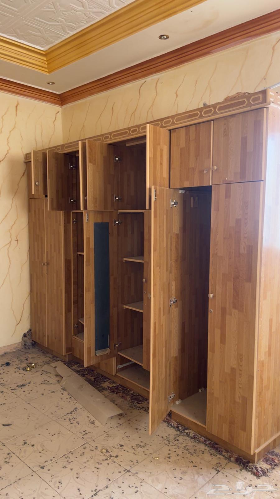 دولاب كبير حق ملابس64261346655233110