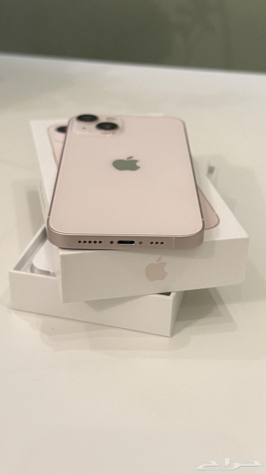 ايفون 13 اللون الوردي 12864262700934145114