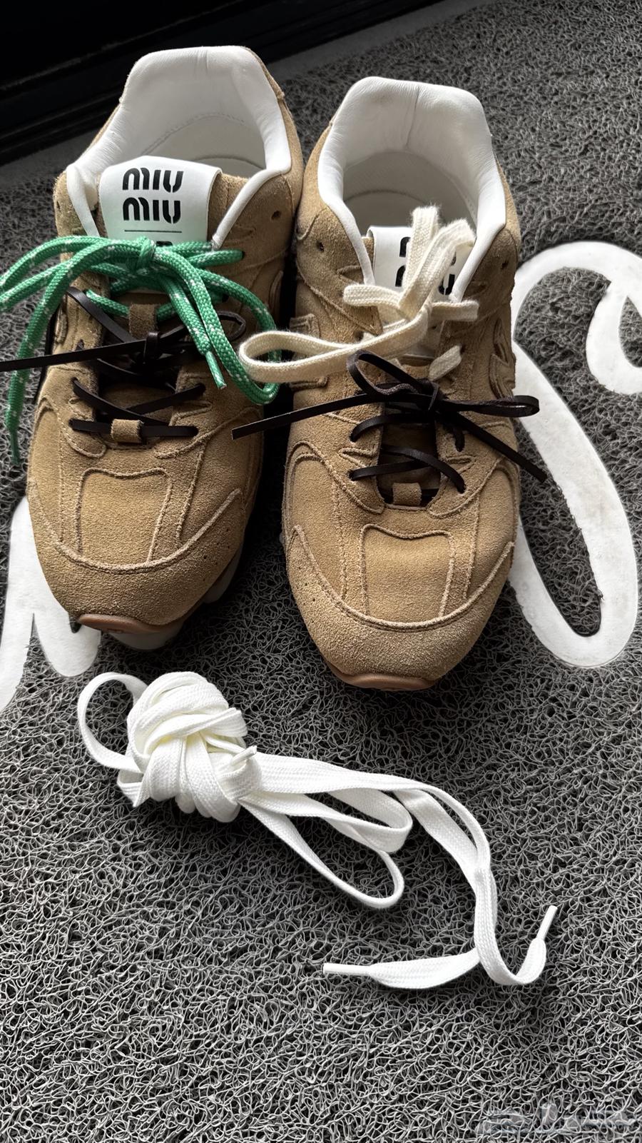 New Balance x Miu Miu Sneakers64257389475458110