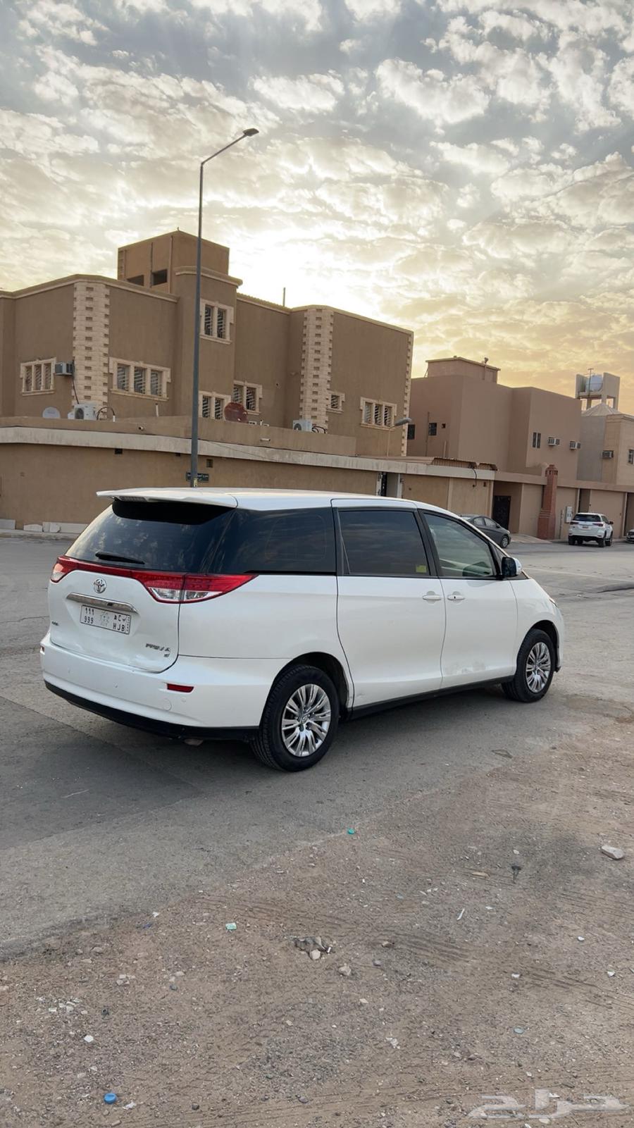 بريفيا 2013 تويوتا نظيفه استخدام شخصي64419919215234113