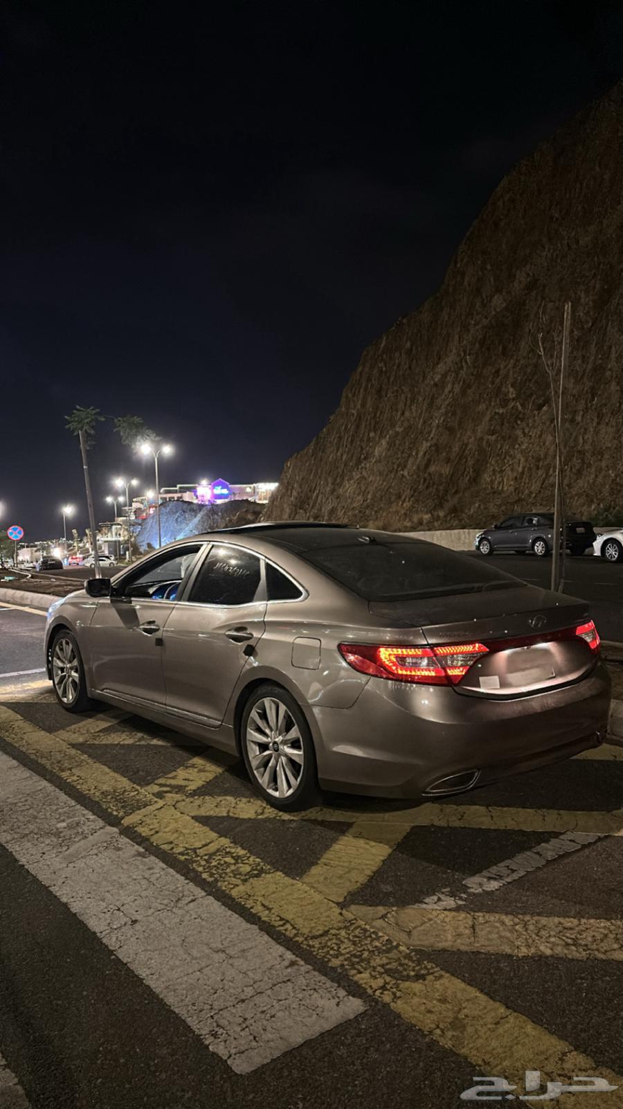 Azeera 2014 Full Option Top Specifications64423810824578113