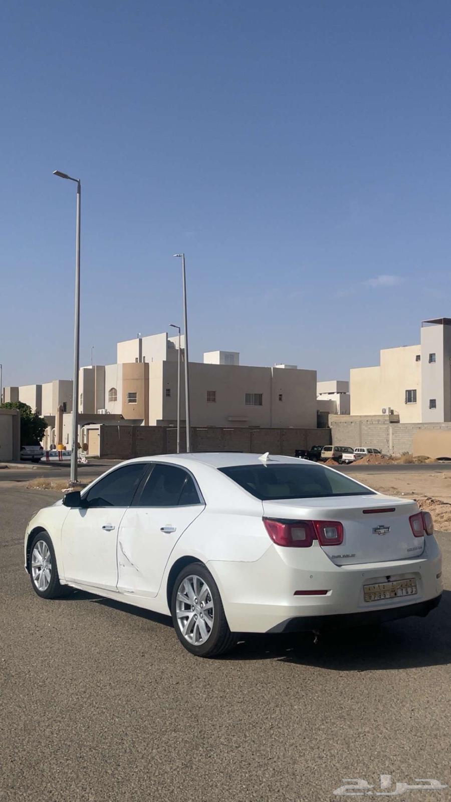 للبيع ماليبو 2015 مصدوم64425030473602112