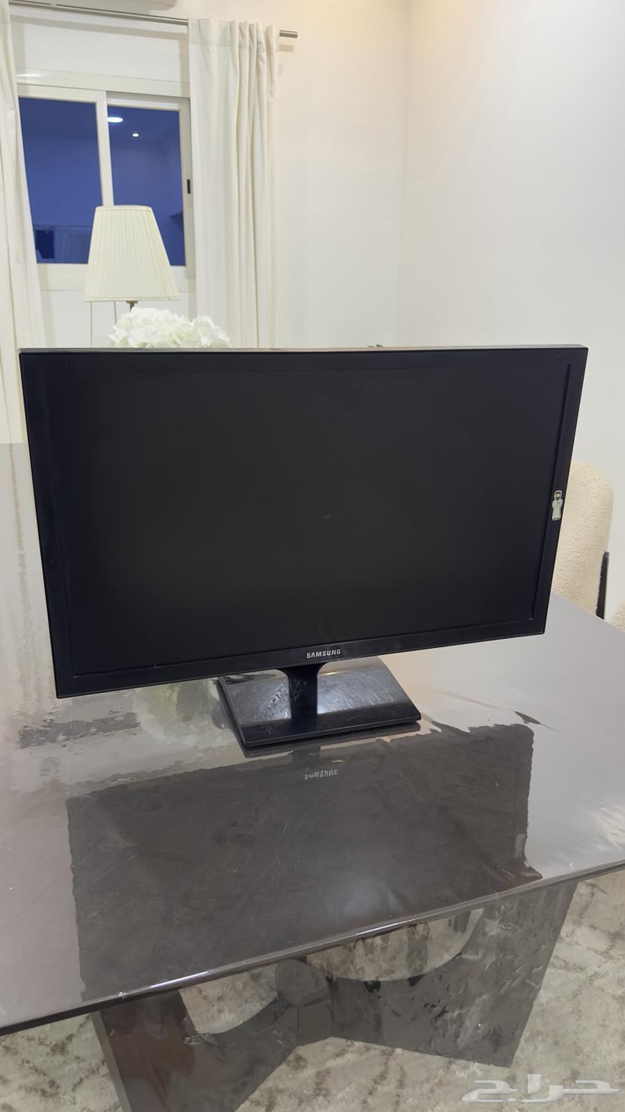 Screen64420054377474113