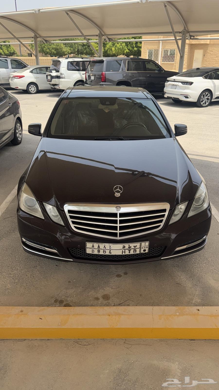 Mercedes E300 fully loaded64421635306497113